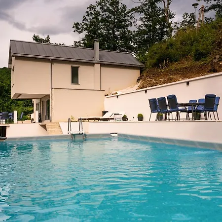 Villa Happyland Villa, *